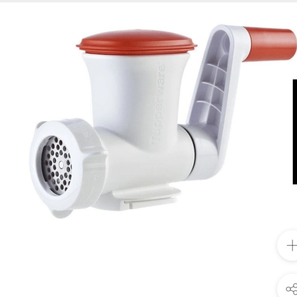 Complete Tupperware fusion master set.